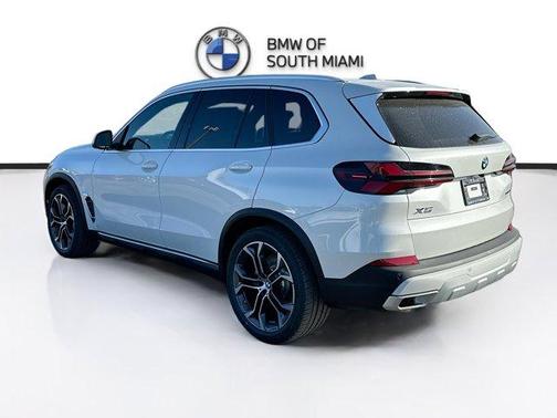 2026 BMW X5 sDrive40i