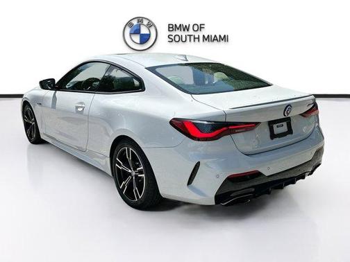 Alpine White 2023 BMW M440 i