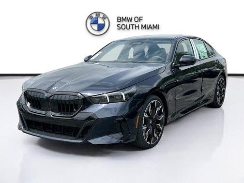 Carbon Black Metallic 2027 BMW 530 i xDrive