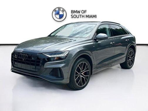 2022 Audi Q8 55 Premium Plus