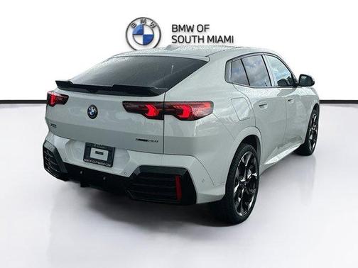 Alpine White 2026 BMW X2 xDrive28i