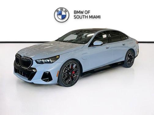 2026 BMW 550e xDrive