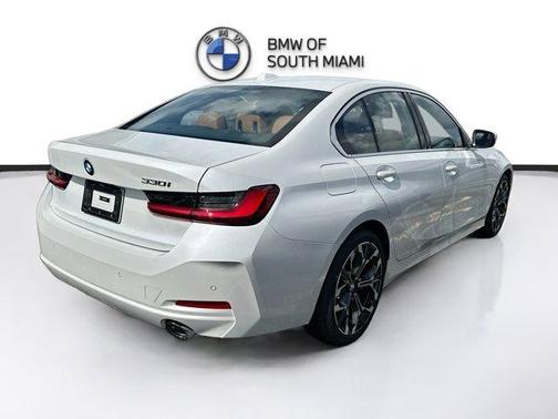 Mineral White Metallic 2026 BMW 330 I