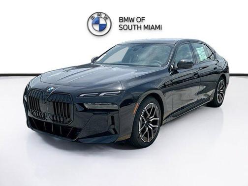 Black Sapphire Metallic 2026 BMW 740 i