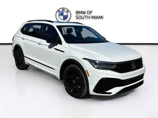 2022 Volkswagen Tiguan 2.0T SE R-Line Black
