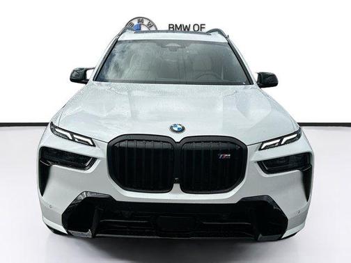 Mineral White Metallic 2027 BMW X7 M60i