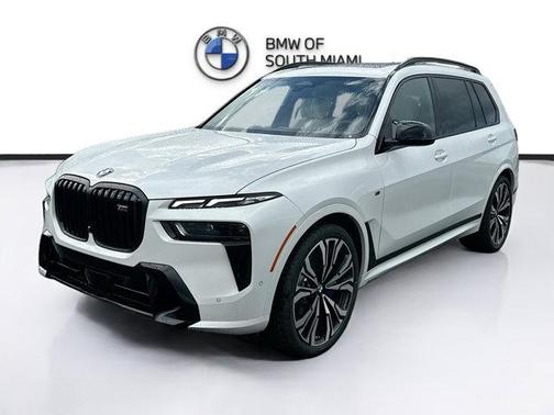 Mineral White Metallic 2027 BMW X7 M60i