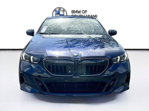 2026 BMW 530 i