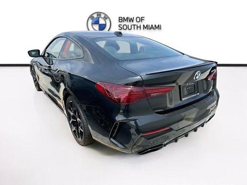Black Sapphire Metallic 2027 BMW M440 i