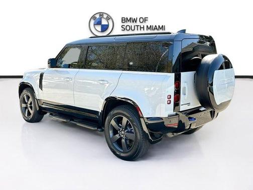 2022 Land Rover Defender 110 X-Dynamic HSE