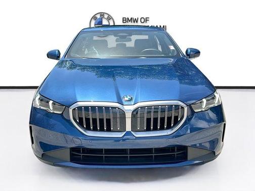 2024 BMW 530 i