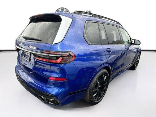2026 BMW X7 M60i