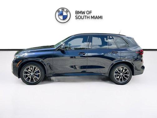 Carbon Black Metallic 2024 BMW X5 M60i