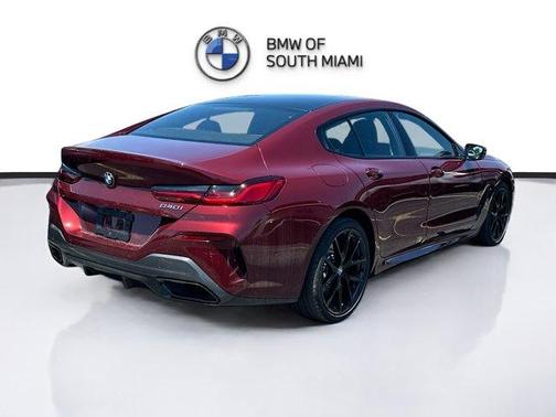 Aventurin Red Metallic 2026 BMW 840 Gran Coupe i