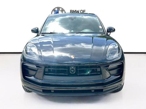 2023 Porsche Macan Base