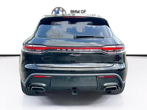 2023 Porsche Macan Base