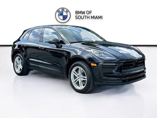2023 Porsche Macan Base