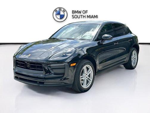 2023 Porsche Macan Base