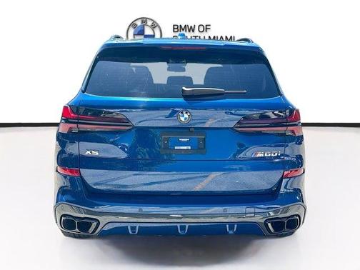 2024 BMW X5 M60i