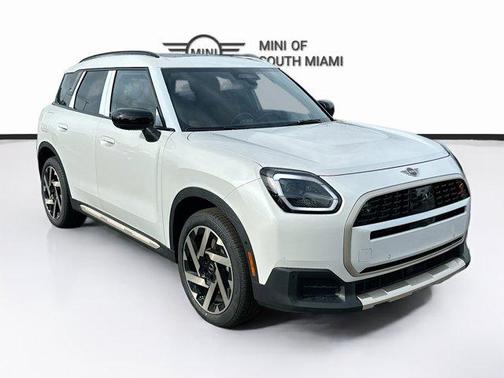 White 2027 MINI Countryman S