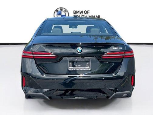 2026 BMW 530 i