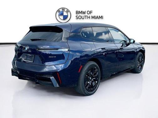 2026 BMW iX xDrive45