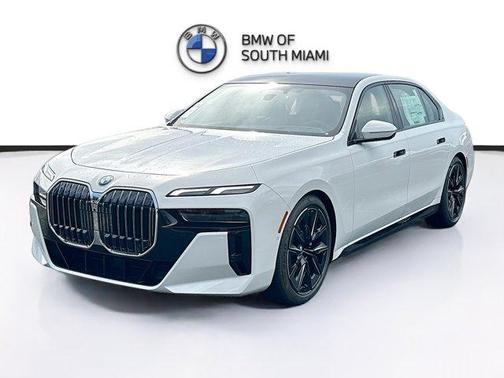 2026 BMW 740 i