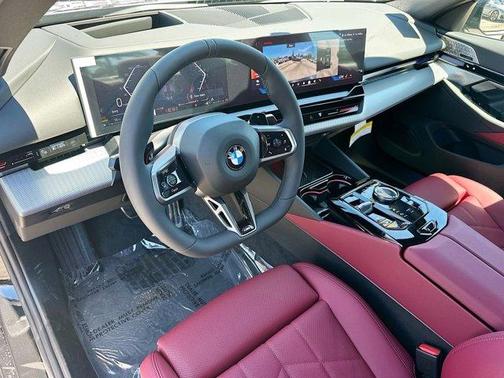Black Sapphire Metallic 2026 BMW 530 i