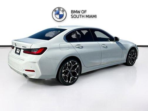 2025 BMW 330 i