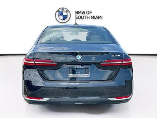 2026 BMW 530 i