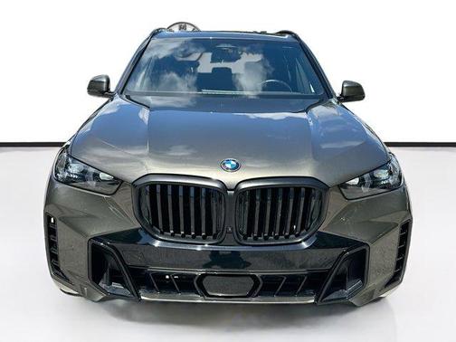 Manhattan Green Metallic 2024 BMW X5 sDrive40i