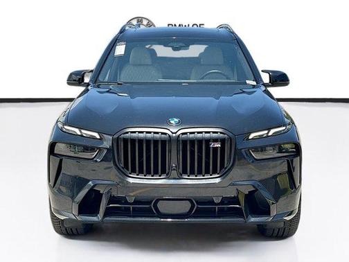 2024 BMW X7 M60i