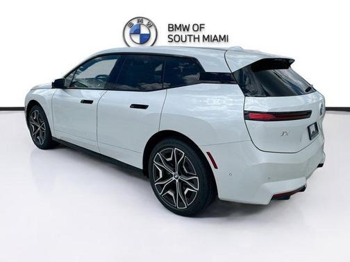 2026 BMW iX xDrive45