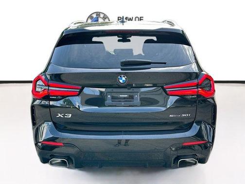 Black Sapphire Metallic 2022 BMW X3 sDrive30i