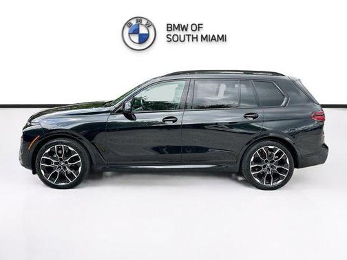 Black Sapphire Metallic 2024 BMW X7 xDrive40i