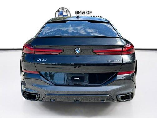 2024 BMW X6 xDrive40i