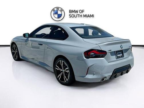 2025 BMW 230 i xDrive