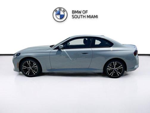 2025 BMW 230 i xDrive