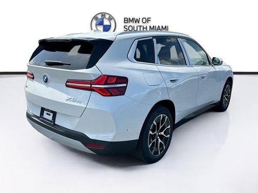 Mineral White Metallic 2026 BMW X3 30 xDrive