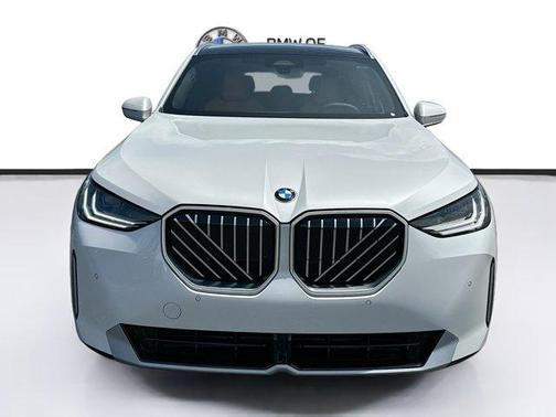 Mineral White Metallic 2026 BMW X3 30 xDrive