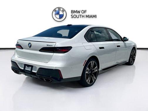 2025 BMW 760 760i xDrive