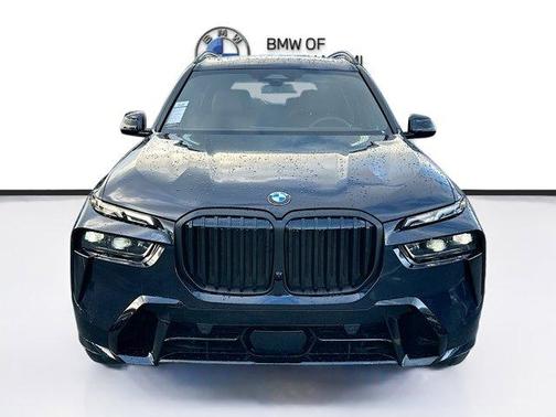 Carbon Black Metallic 2026 BMW X7 xDrive40i
