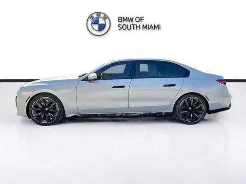 2025 BMW 760 760i xDrive
