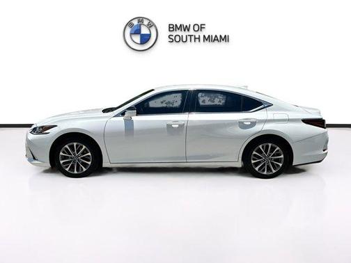 2022 Lexus ES 350 Base