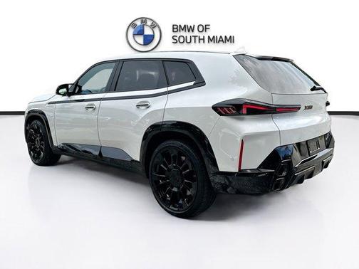 2025 BMW XM Base