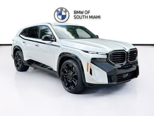2025 BMW XM Base