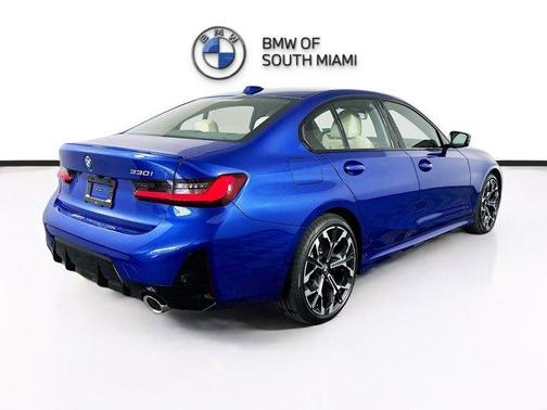2025 BMW 330 i