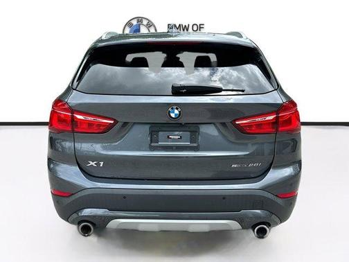 2022 BMW X1 sDrive28i