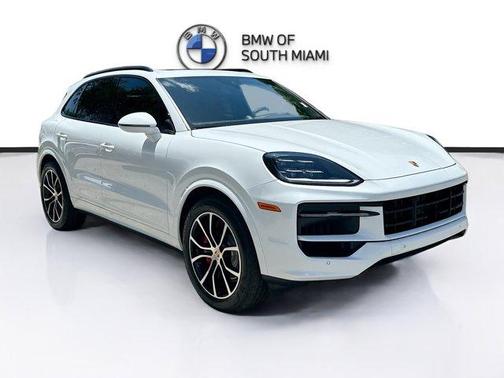 2024 Porsche Cayenne S