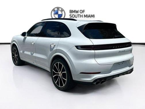 2024 Porsche Cayenne S